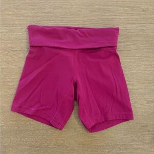 Lulu lemon align pink shorts size 2 in six inch length